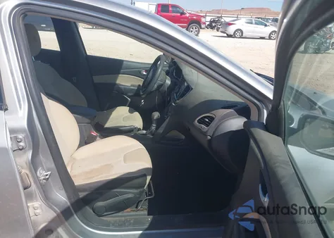 2015 Dodge Dart Sxt z USA, uszkodzony, nr VIN 1C3CDFBB3FD192992